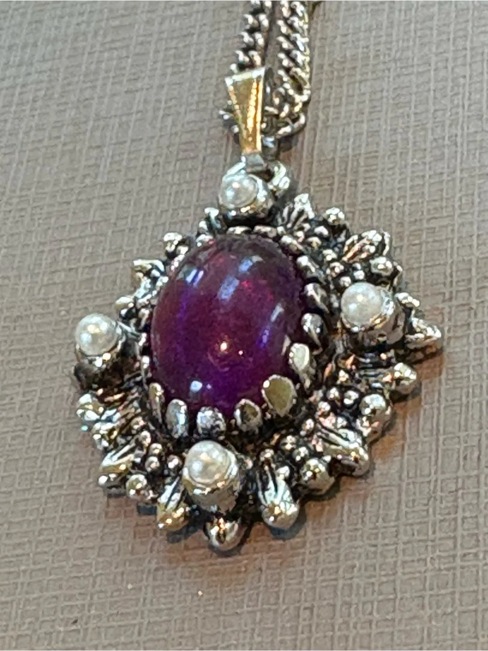 Sarah Coventry Purple Cabochon Pendant Silver Necklace with Pearl Accents